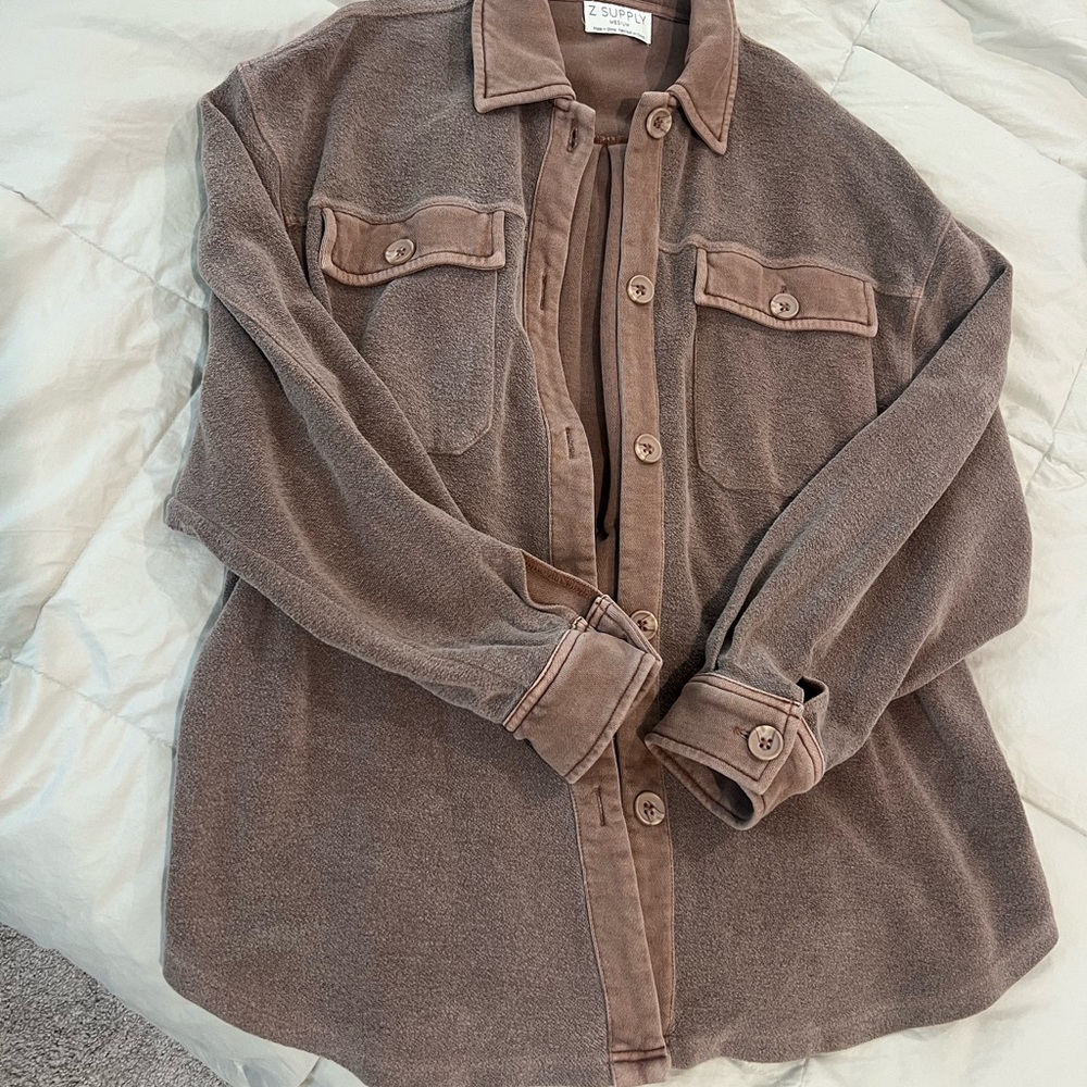 Z supply shacket